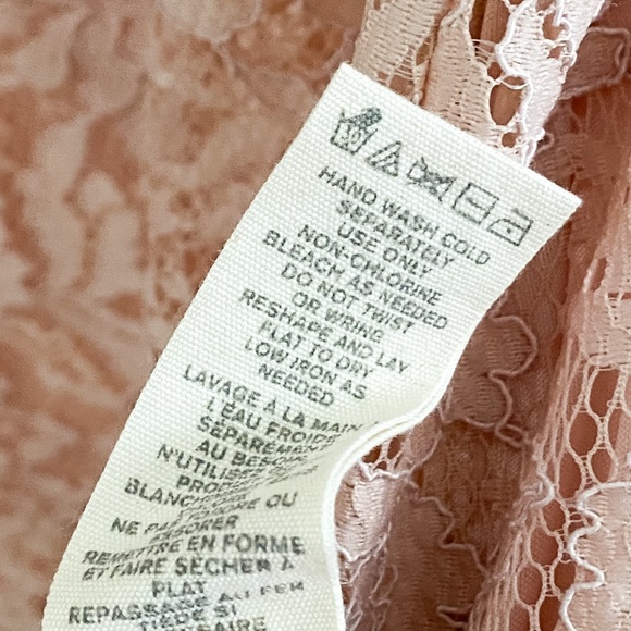 Fossil•Retro Lace Shift Dress - Picture 8 of 10